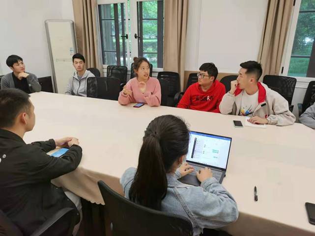 c049fa046ac841f7219fae3ef52ef25